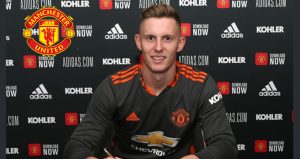 Dean Henderson Resmi Tetap Bersama Man United